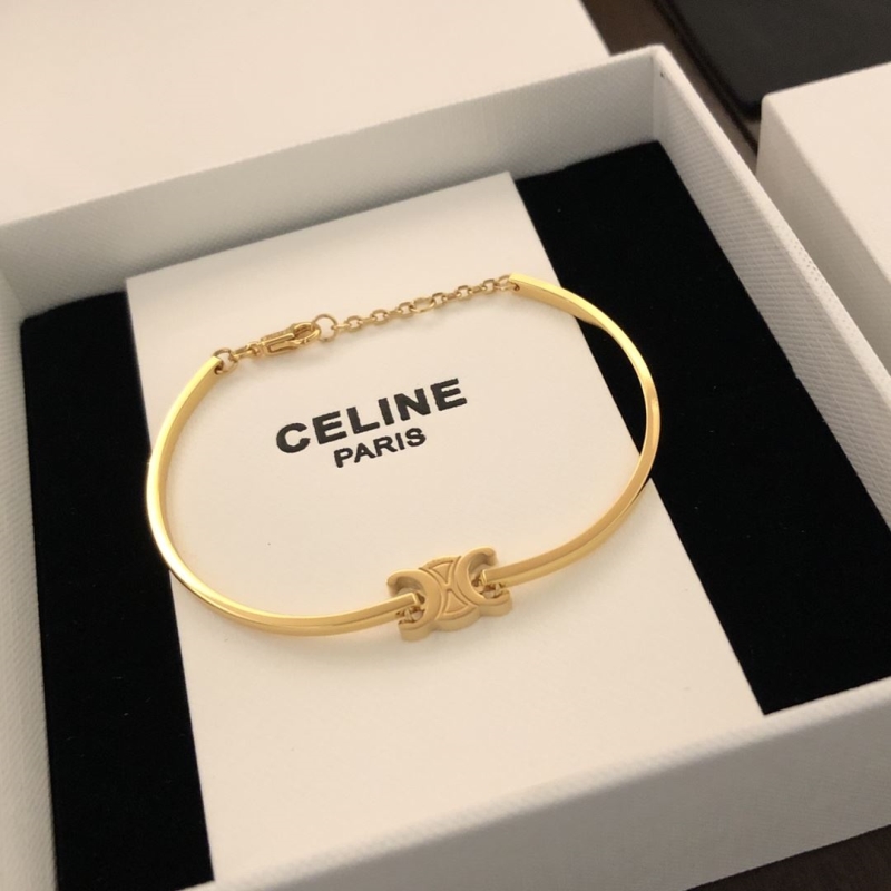 Ce**e bracelets